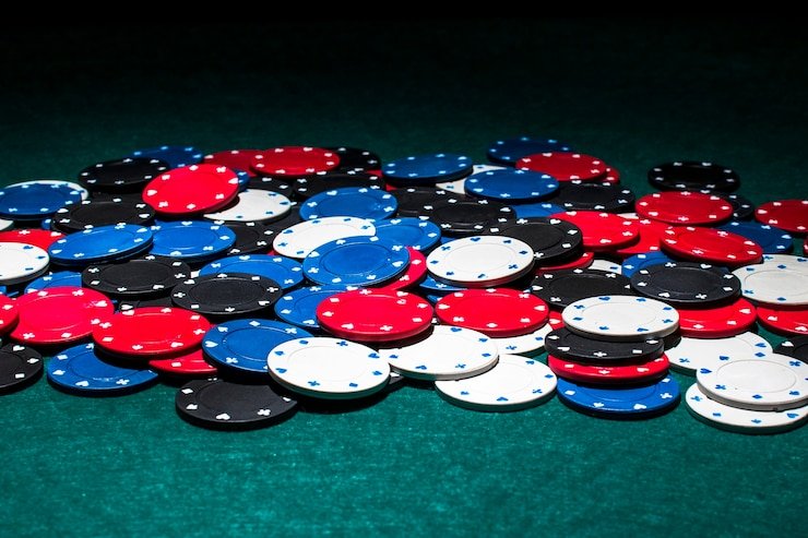 BandarQ table layout on yes77 slot showing card positions and player seats